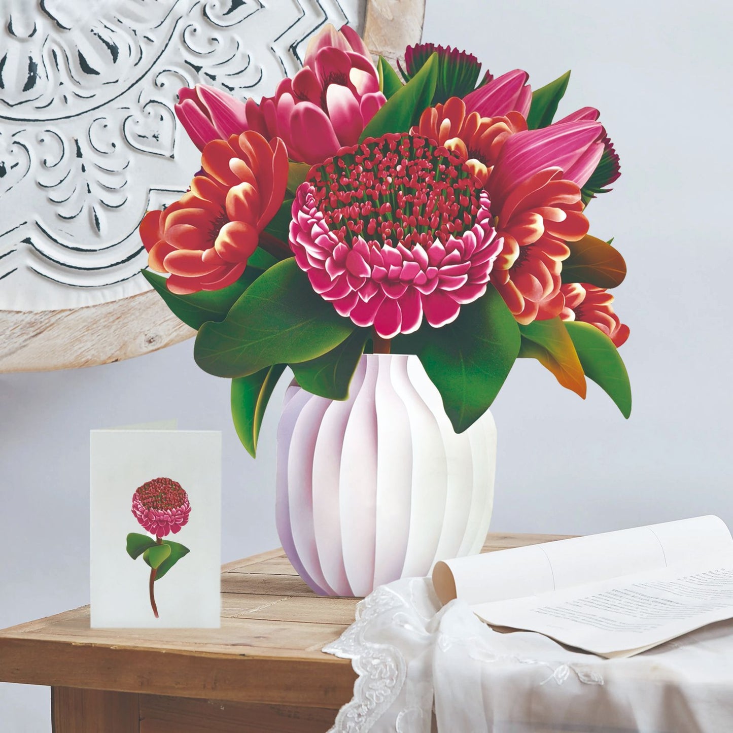 Uluru Blaze 3D Pop-up Bouquet